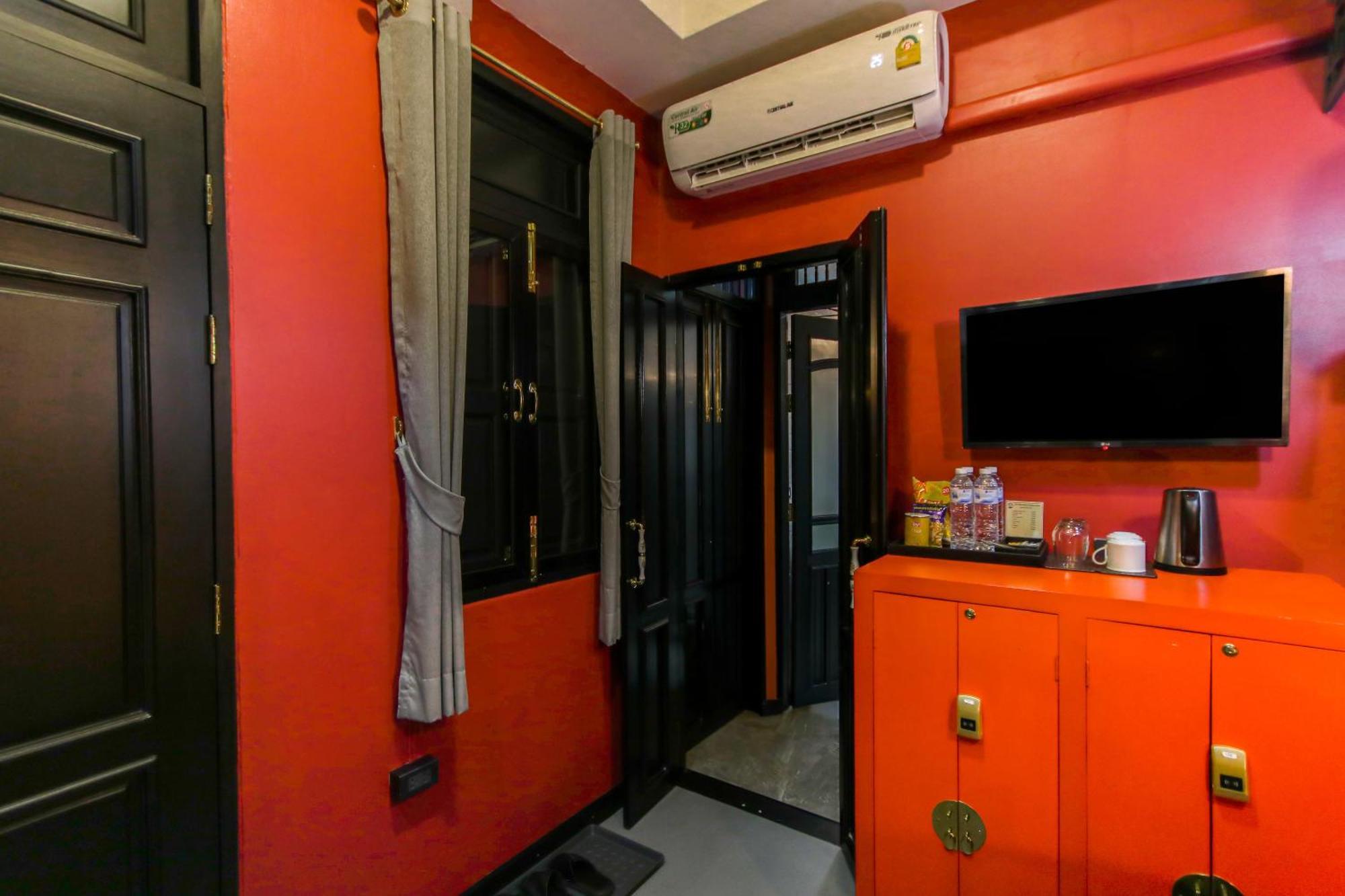 De Phanakron Boutique Hotel Bangkok Bagian luar foto