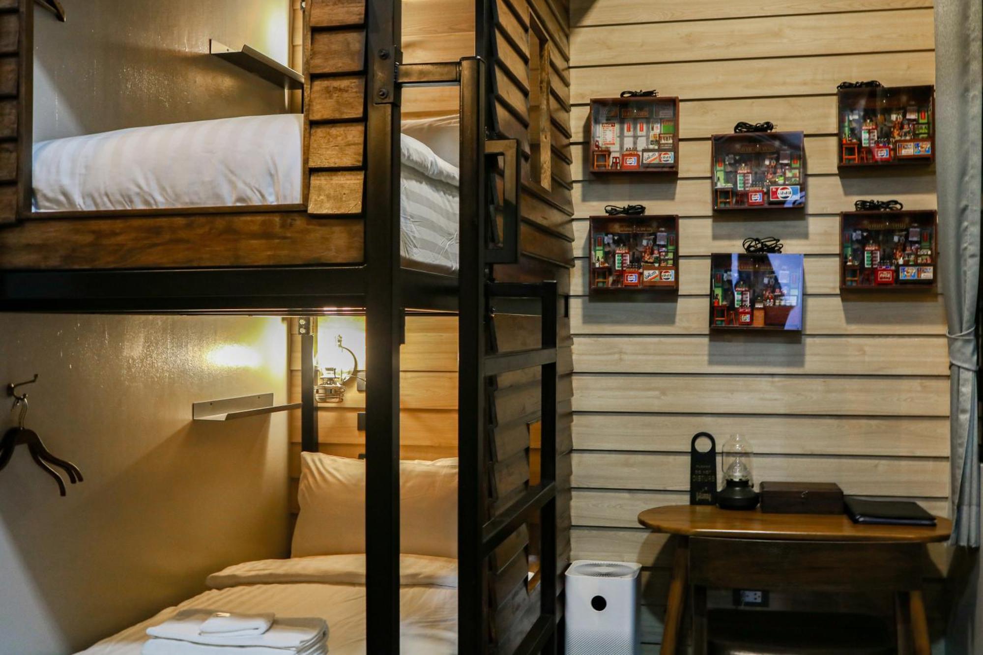 De Phanakron Boutique Hotel Bangkok Bagian luar foto