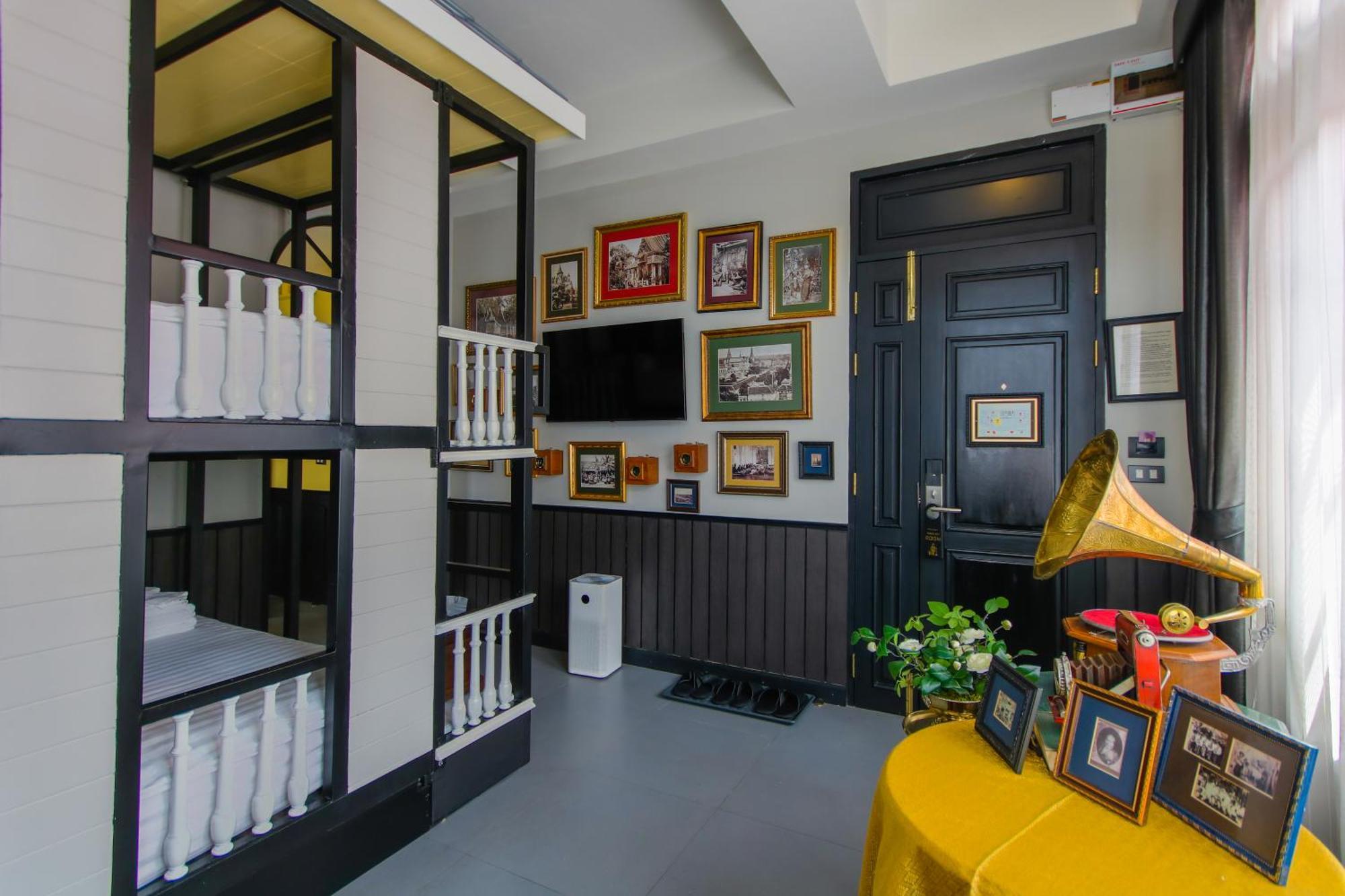 De Phanakron Boutique Hotel Bangkok Bagian luar foto